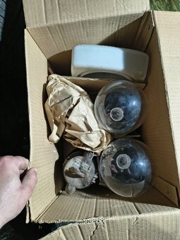 Predam svietidla, lustre, objimky, ziarovky - 10