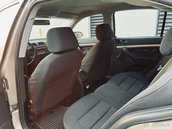 Škoda Octavia 2 1.9 TDI 77kw - 10