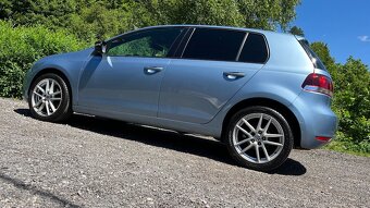✅ Volkswagen Golf VI 1.6 benzín SUPER výbava, čerstvá STK/EK - 10