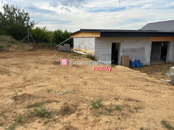 4i novostavba RD, holodom v dedinke Merašice, Hlohovec - 10