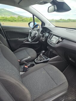 Opel Crossland X - 10
