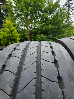 315/70 R 22,5 - 10