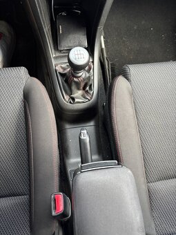 Suzuki swift sport - 10