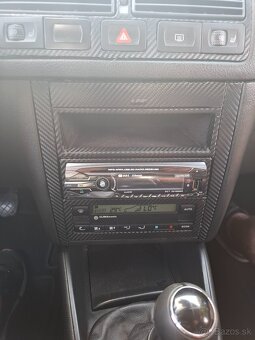 volkswagen golf 4 1.6 SR - 10