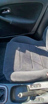Honda Civic 1.4i - 10
