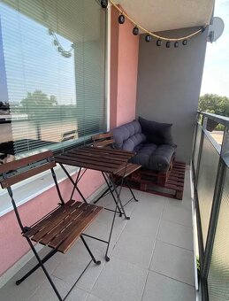 Na prenajom 2 izbovy byt - 10