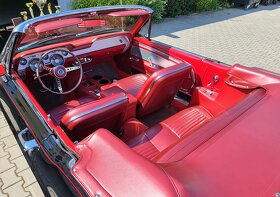 Mustang kabriolet (1967) – Prenajali si ho aj Geissenovci - 10