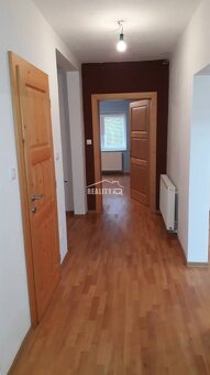 Na predaj zrekonštruovaný rodinný dom, Kotešová - REZERVOVAN - 10