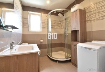 7-izbový Rodinný dom so záhradou - 10