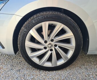 ŠKODA OCTAVIA COMBI 2.0 TDI SCR STYLE DSG/ MOŽNÝ ODPOČET DPH - 10