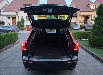 Volvo XC60 2.0 B4 mHEV Momentum Pro A/T - 145kw - 10