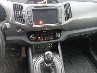 KIA SPORTAGE 1.7 CRDI - 10