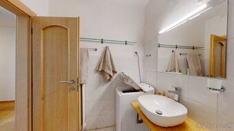 3i. byt 82m, balkón, Záhradnícka ul., 3/5p., výťah, centrum - 10