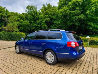 Volkswagen Passat B6 combi Highline 2,0TDI 103kw - 10