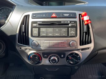 Hyundai i20 1,3i 62kw manuál - 10