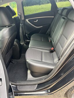 Hyundai I30 1.6 CDRi, STYLE, Kúpené v SR, Nová STK, - 10