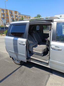 KIA Carnival 2.9 CRDi, 7-miestne - 10