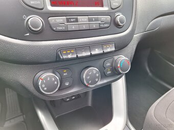 Kia Ceed 1.6CRDi 1. majitel, SERVISKA - 10