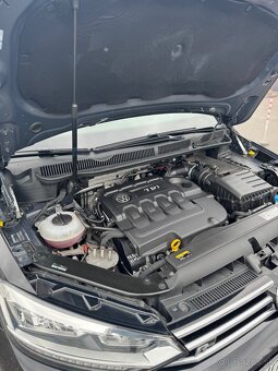 Predám Volkswagen Touran R-line 2016 2.0 TDi - 10