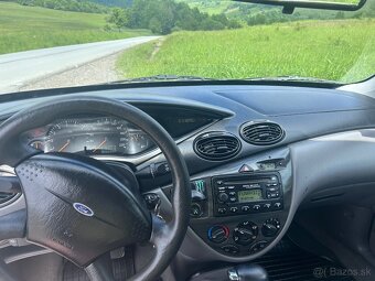 Ford focus 1,8 benzin - 10