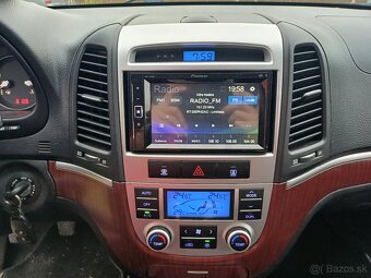 Hyundai Santa fe 4x4 2,2 diesel bez korózie - 10