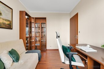 Príjemný tichý byt s terasou v historickom centre mesta - 10