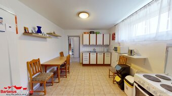 BartanusReality - Na predaj rozmerný rodinný dom s pozemkom  - 10