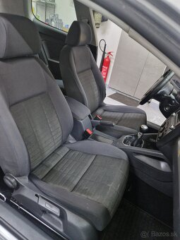 Volkswagen Golf 5 - 10