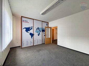 PRENÁJOM kancelárske priestory 75 m2 centrum mesta Prievidza - 10