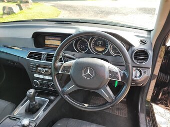 Rozpredám Mercedes C 220 cdi Avantgard Facelift w204 - 10