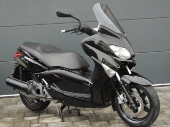 YAMAHA X MAX 125 2012 len 10000km - 10