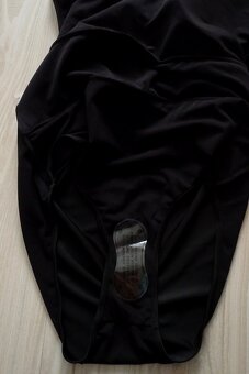 Čierne celé plavky s volánikmi, 2XL, 3XL - 10