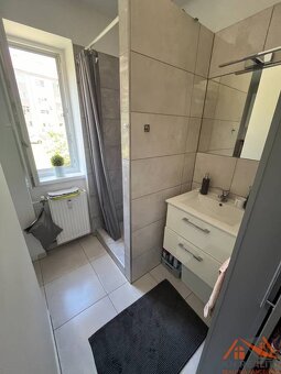 Na predaj 3 izb.byt po rekonštrukcii Komárno - 10