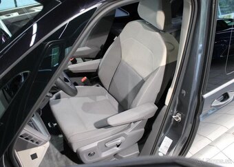 Volkswagen Multivan DSG Long Edition ACC / NezTop nafta - 10
