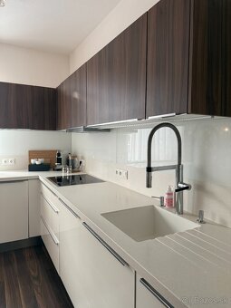 Moderný 4,5 izbový s výhľadom, ktorý neomrzí – Uhlisko, BB - 10