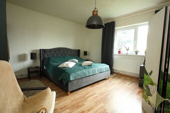 Znížená cena: Menší  rodinný dom na po takmer úplnej rekonšt - 10