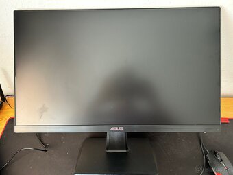 Predám notebook s príslušenstvom - 10