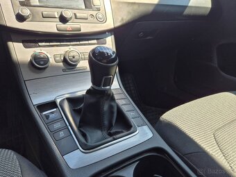 Volkswagen Passat Variant 2.0 TDI BMT Comfortline - 10