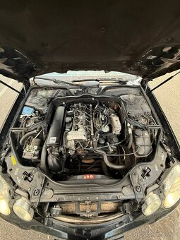 Mercedes Benz W211 E220 CDI Avangarde - 10