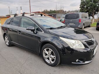Toyota Avensis - 10