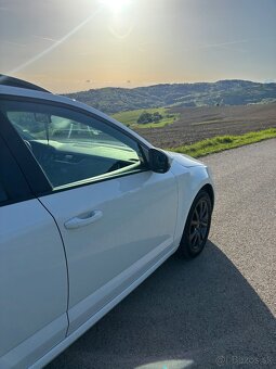 Škoda Octavia Combi 1.6 - 10