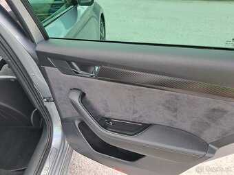 Škoda Superb Combi 2.0 Tdi SPORTLINE - 10