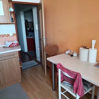 BA-Petrzalka,Jiraskova 2 izba pre par na prenajom hned k na - 10
