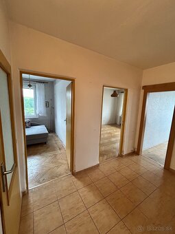 Tichý a slnečný 4i byt s balkónom - Zvolen - Zlatý Potok - 10