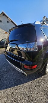 Mitsubishi Outlander 2.0 - 10