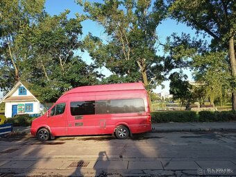 predam obytny vw crafter 4 miestny - 10
