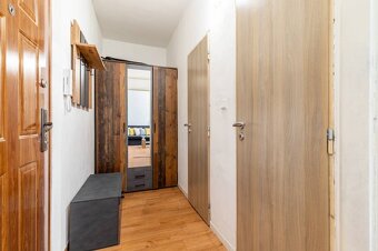 NA PREDAJ 1.izb byt v pôvodnom stave na Terase, blízko Novej - 10