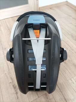Predám autosedačku vajíčko Cybex Aton 5 gold - 10