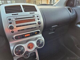 Toyota Urban Cruiser 1.4 I D-4D AWD Sol. - 10