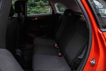 Opel Crossland X 1.2 TURBO AT6 - 10